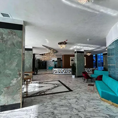 Mirami White Titanic