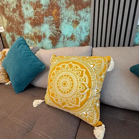 Mirami White Titanic Apartamento